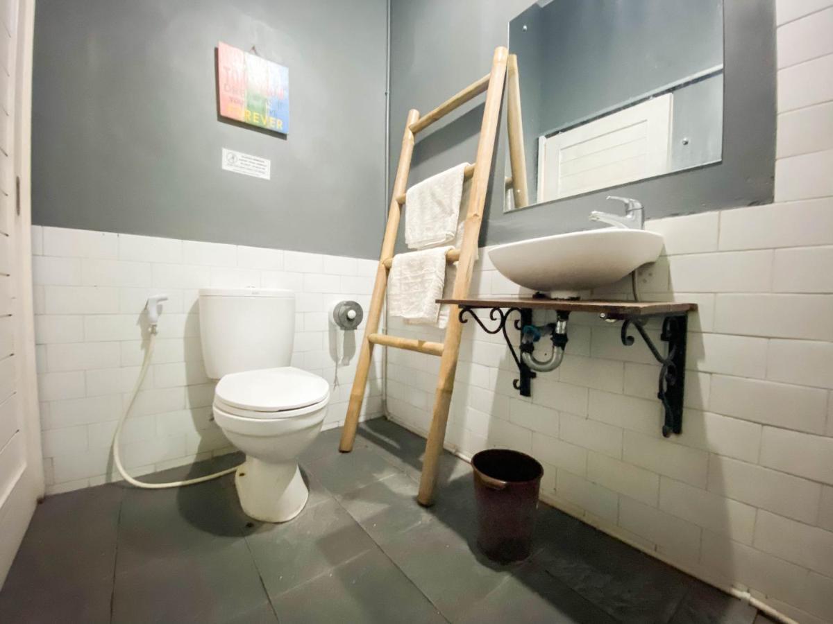 Hinggil Homestay Syariah Malioboro Yogya Mitra Reddoorz Yogyakarta Exteriör bild