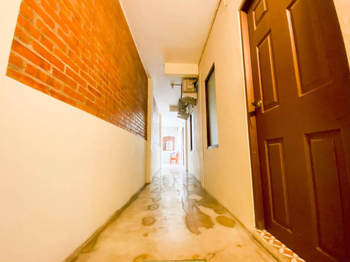 Hinggil Homestay Syariah Malioboro Yogya Mitra Reddoorz Yogyakarta Exteriör bild